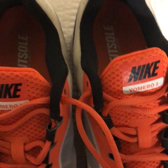 Nike - Picture 5 of 7